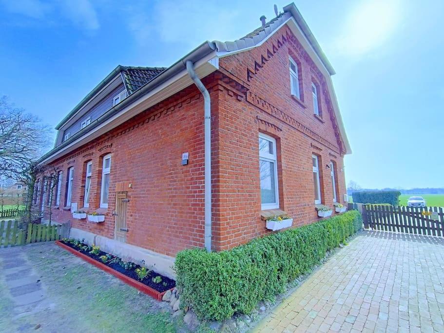 Ruhiges Exzellenz-Appartement Diana Im Elb-Urstromtal - Fast Wlan, Good For Long-Terms Bleckede Bagian luar foto