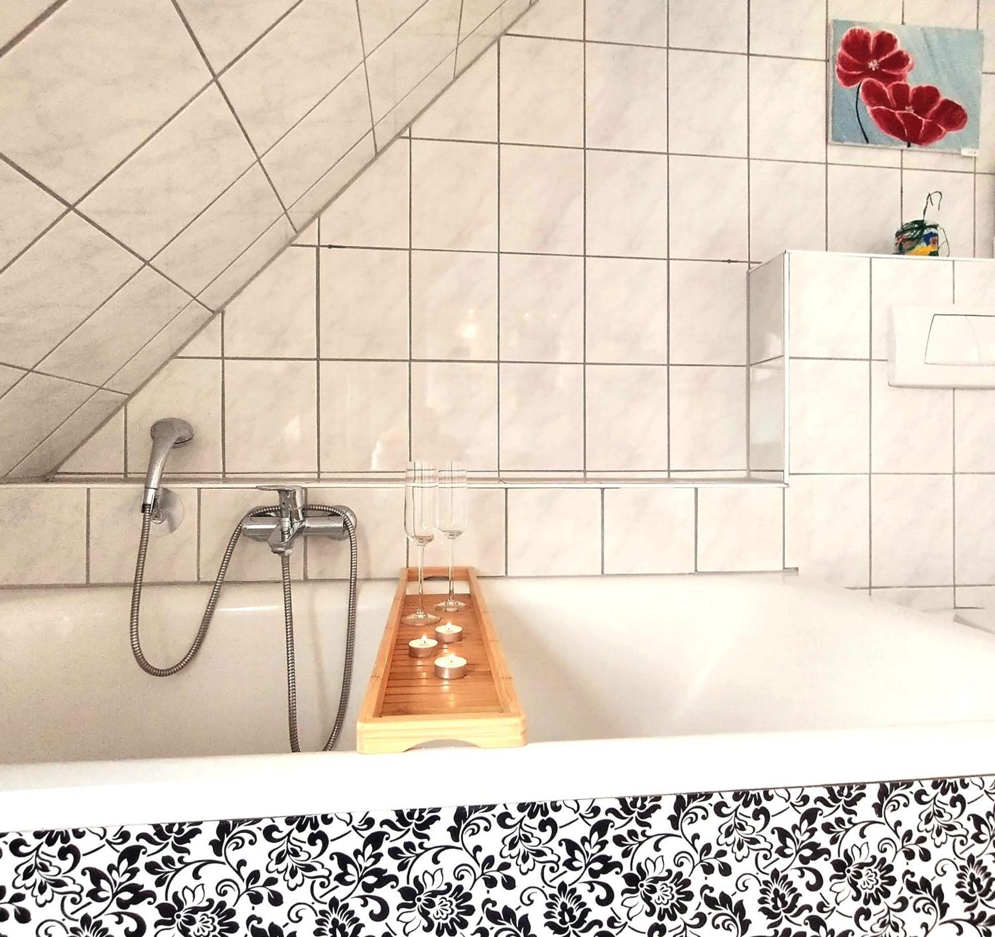 Ruhiges Exzellenz-Appartement Diana Im Elb-Urstromtal - Fast Wlan, Good For Long-Terms Bleckede Bagian luar foto